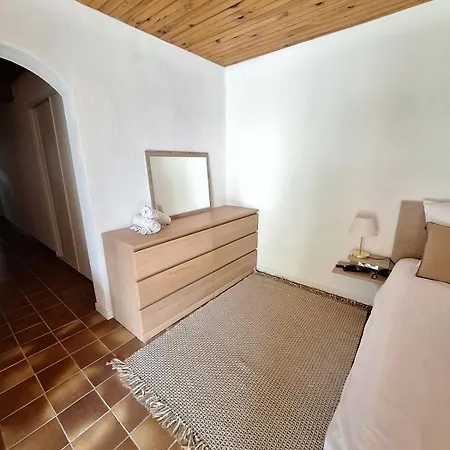 Homestay Rez De Terrasse Piscine