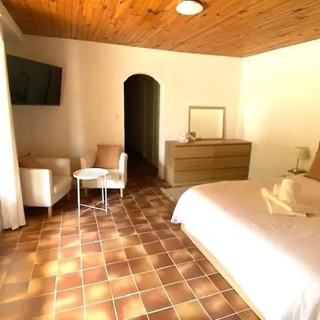 Homestay Rez De Terrasse Piscine Hyeres